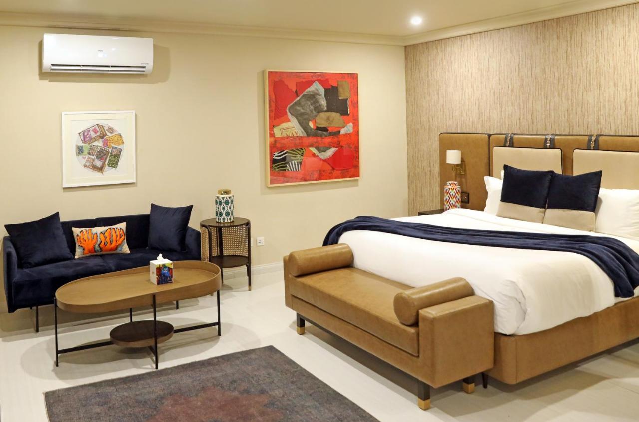 Ambiance Boutique Art Hotel Карачи Екстериор снимка