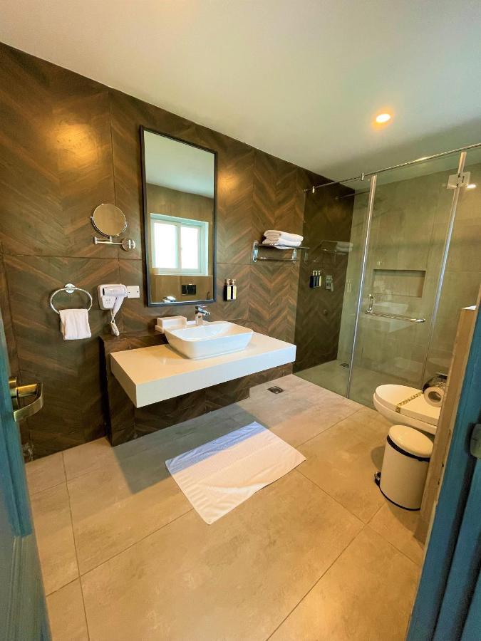 Ambiance Boutique Art Hotel Карачи Екстериор снимка